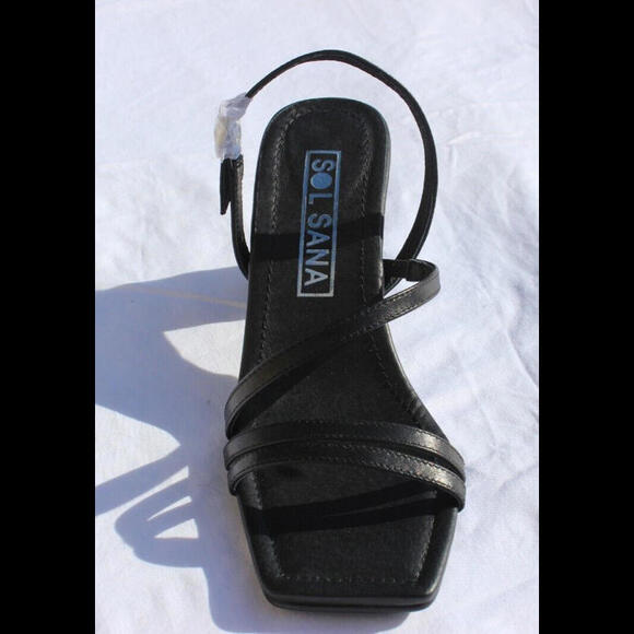 NEW SOL SANA YOLE 2.5" ROUND KNOBBED HEEL BLACK LEATHER STRAPS SIZE US 5 & 10 - Picture 5 of 8